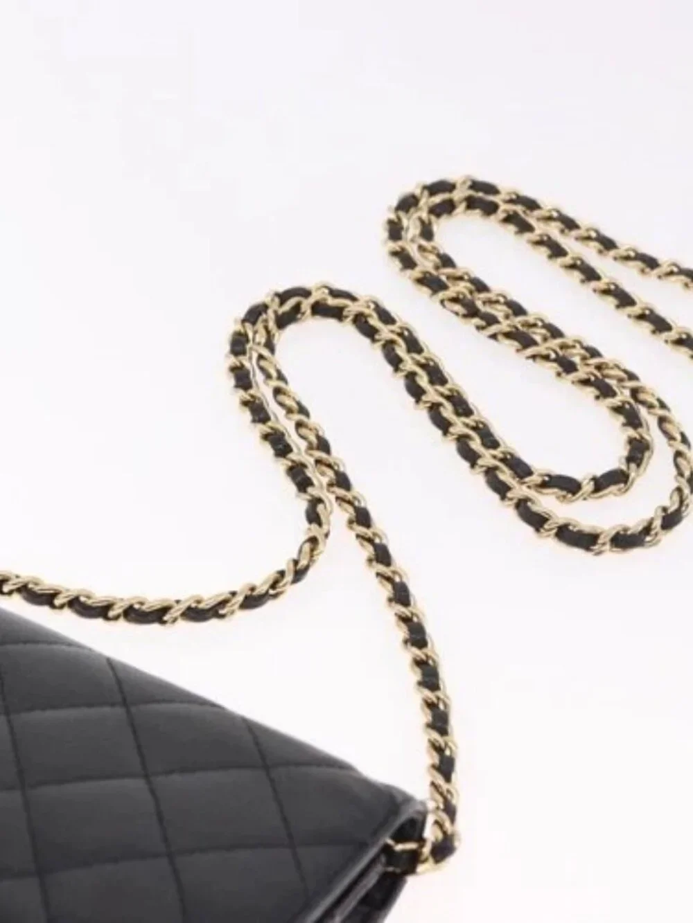 CHANEL Matelasse Chain Shoulder Bag Grained Calf Skin Black Gold CC Auth 188972